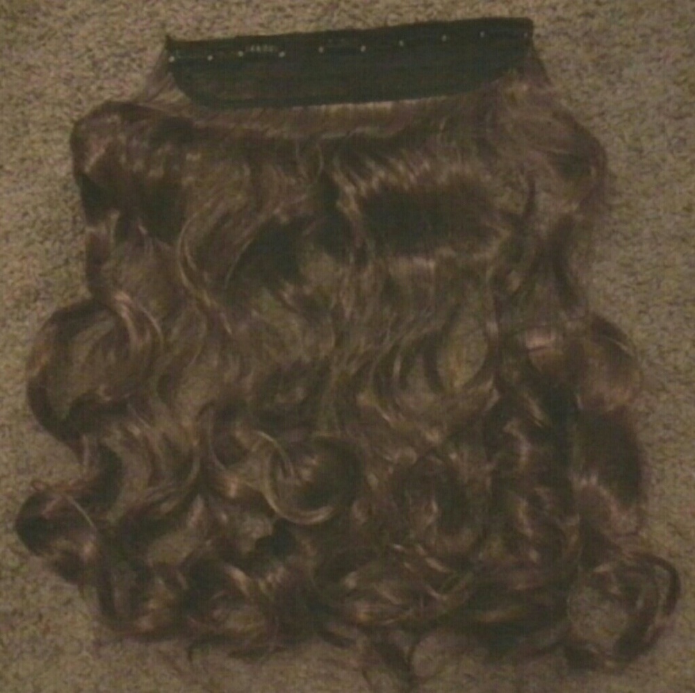 20 inch clip in hair extension