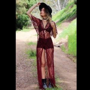 SELLING: Long lace maroon dress!! 🐙