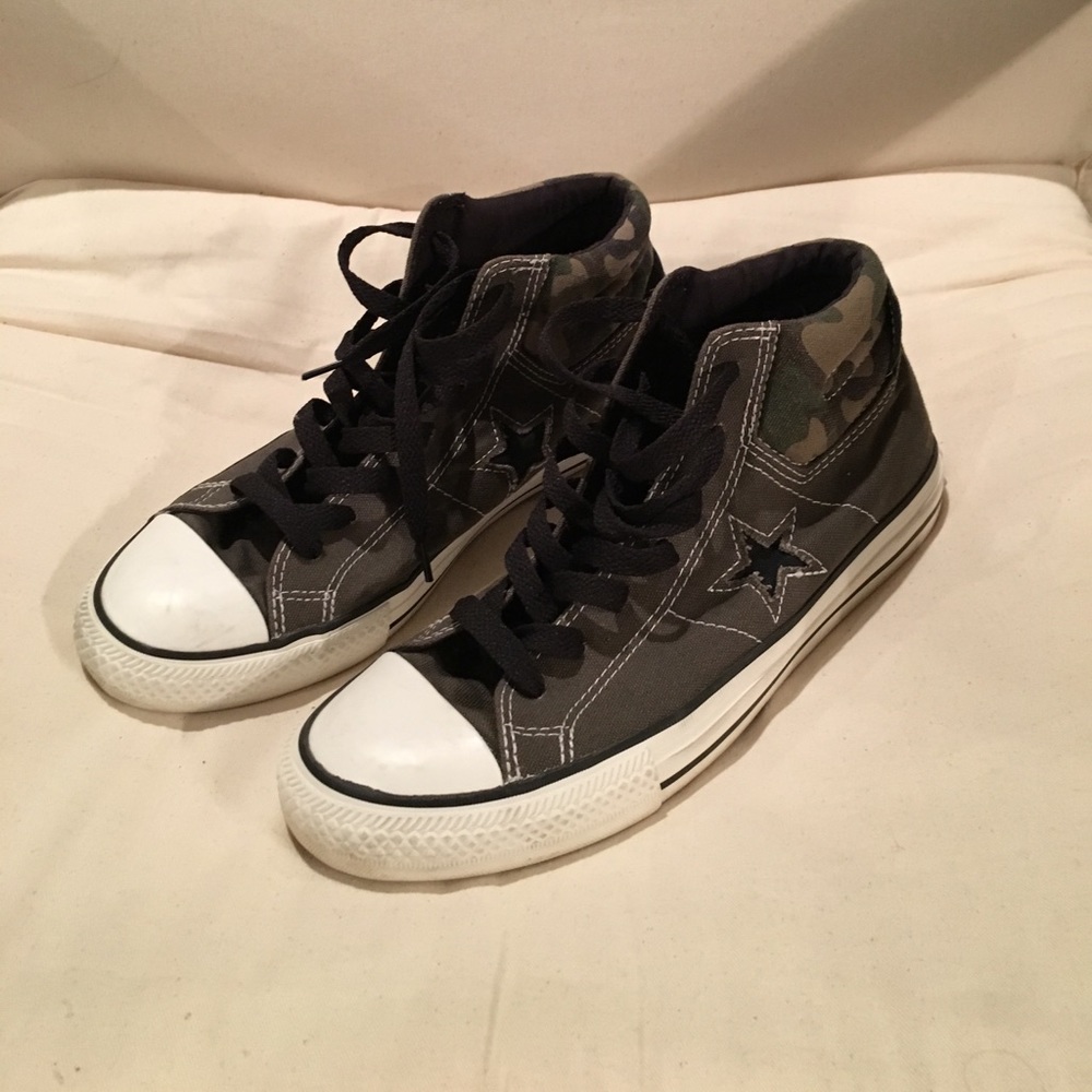 Converse Camo High-tops