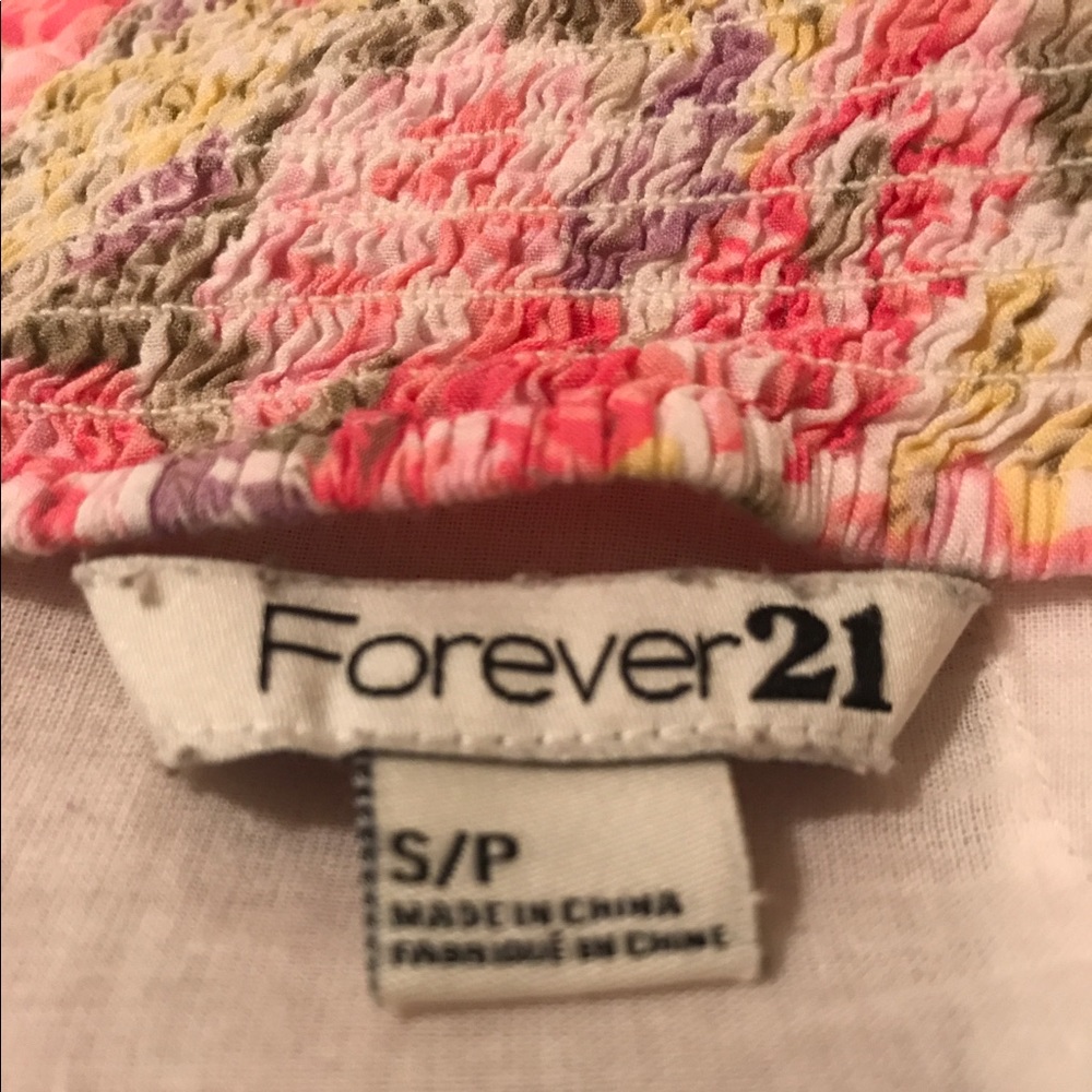 💥SOLD💥💕CUTE CROP TOP💕 - Picture 6 of 7