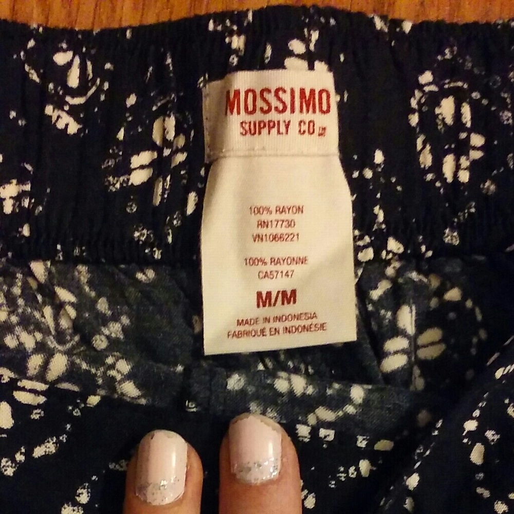 Boho Style Shorts with pockets size M - Picture 3 of 3