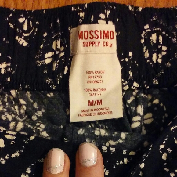 Boho Style Shorts with pockets size M - Picture 3 of 3