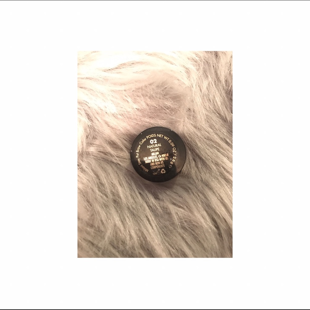 Milani dip brow