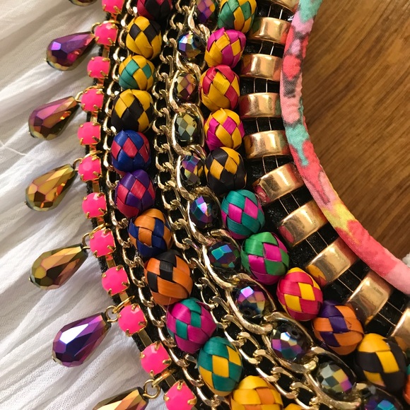 Mexican Handmade Bib Necklace Palm Leaf & Crystal - Picture 2 of 4