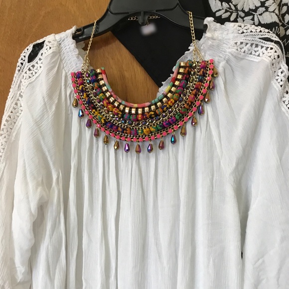 Mexican Handmade Bib Necklace Palm Leaf & Crystal - Picture 4 of 4