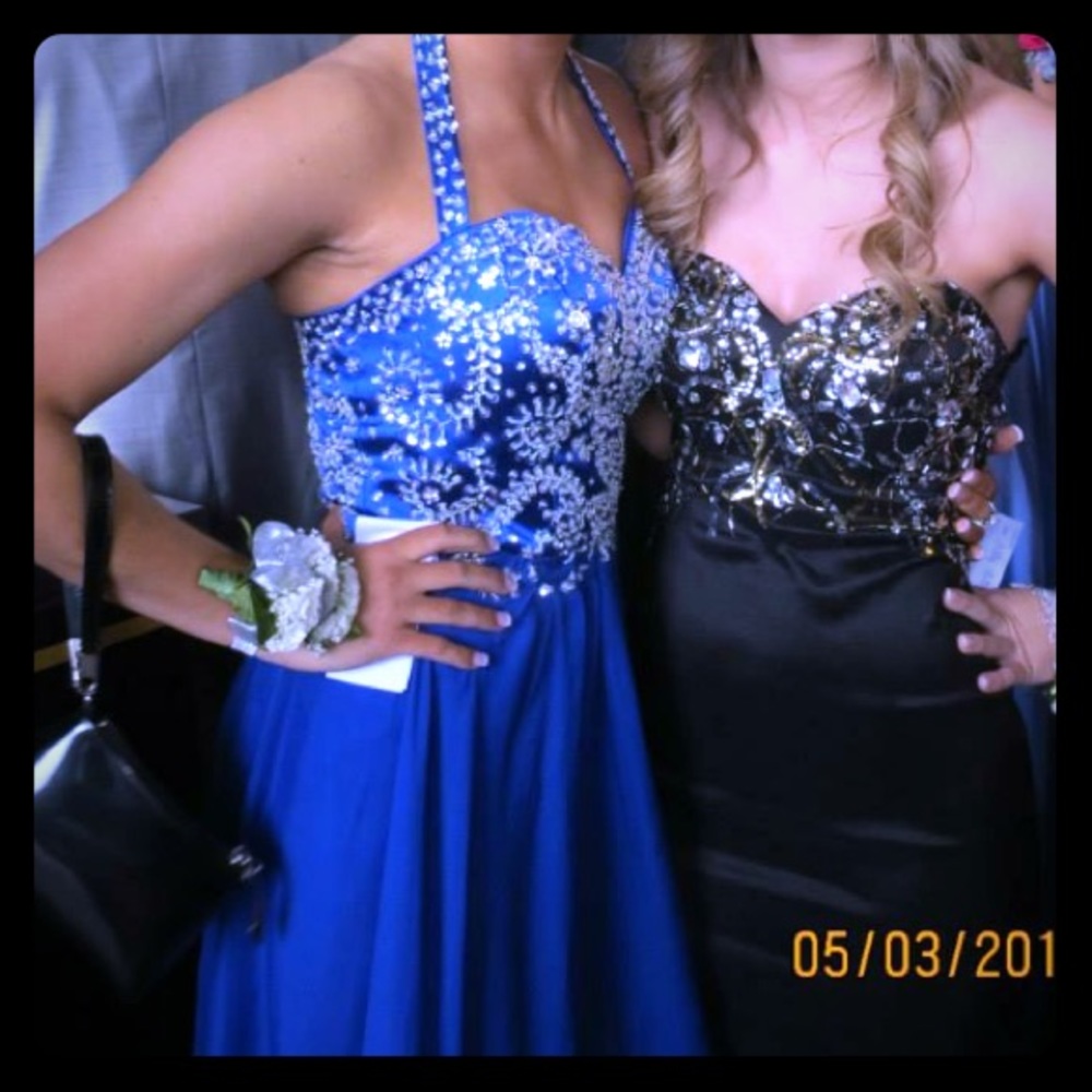 Blue prom dress!