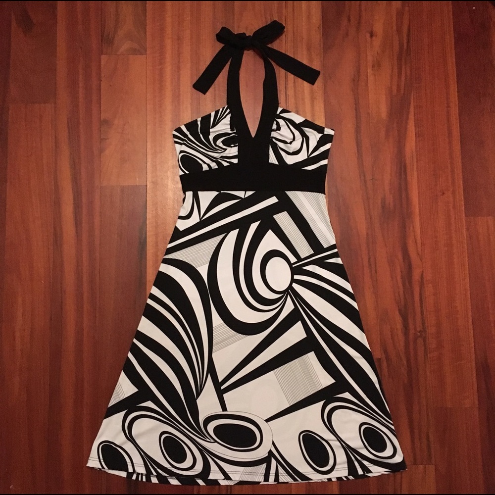 Black & White Soprano Slinky Halter Dress