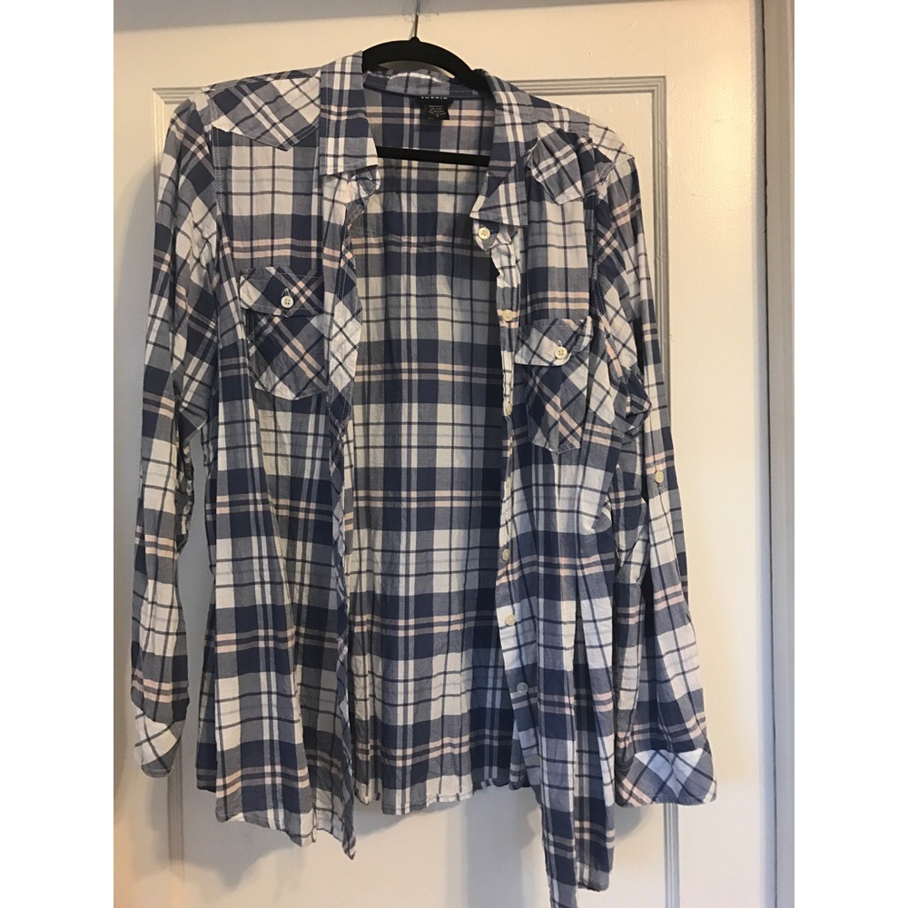 EUC - TORRID PLAID TOP