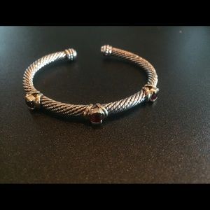 David Yurman 18 KGold cuff with Garnets