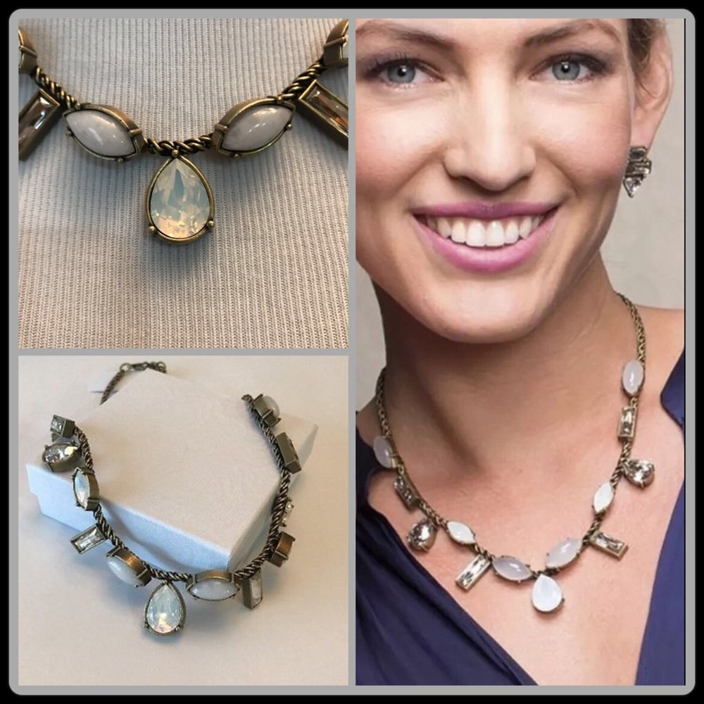 CRYSTAL CLEAR MOONSTONE NECKLACE - Picture 3 of 7