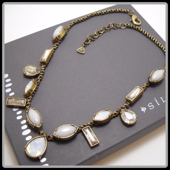 Silpada Jewelry - CRYSTAL CLEAR MOONSTONE NECKLACE