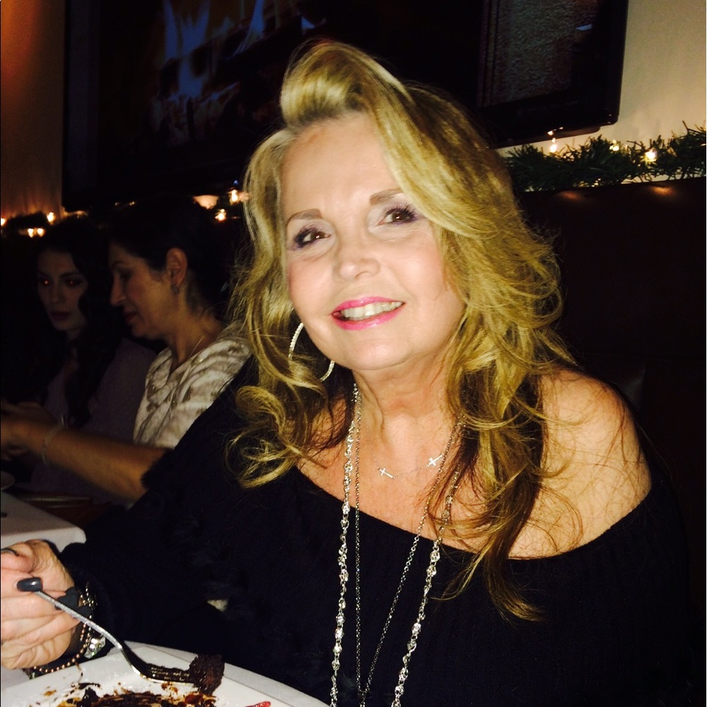 Meet your Posher, Linda