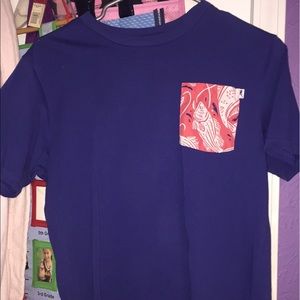 Vineyard Vines frocket tee!