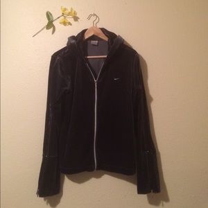 NIKE Women's Black/Gray Velour Track Jacket Large