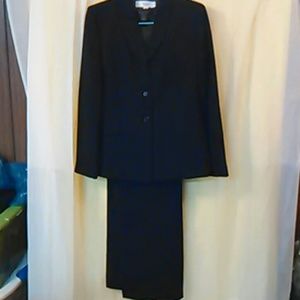 LeSuit 3 piece pant suit