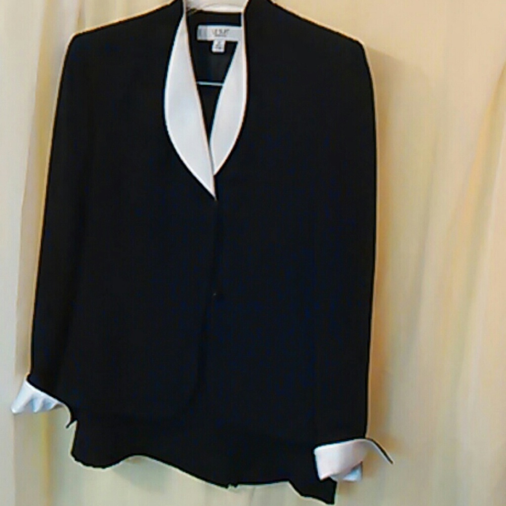 LeSuit skirt & Jacket Suit