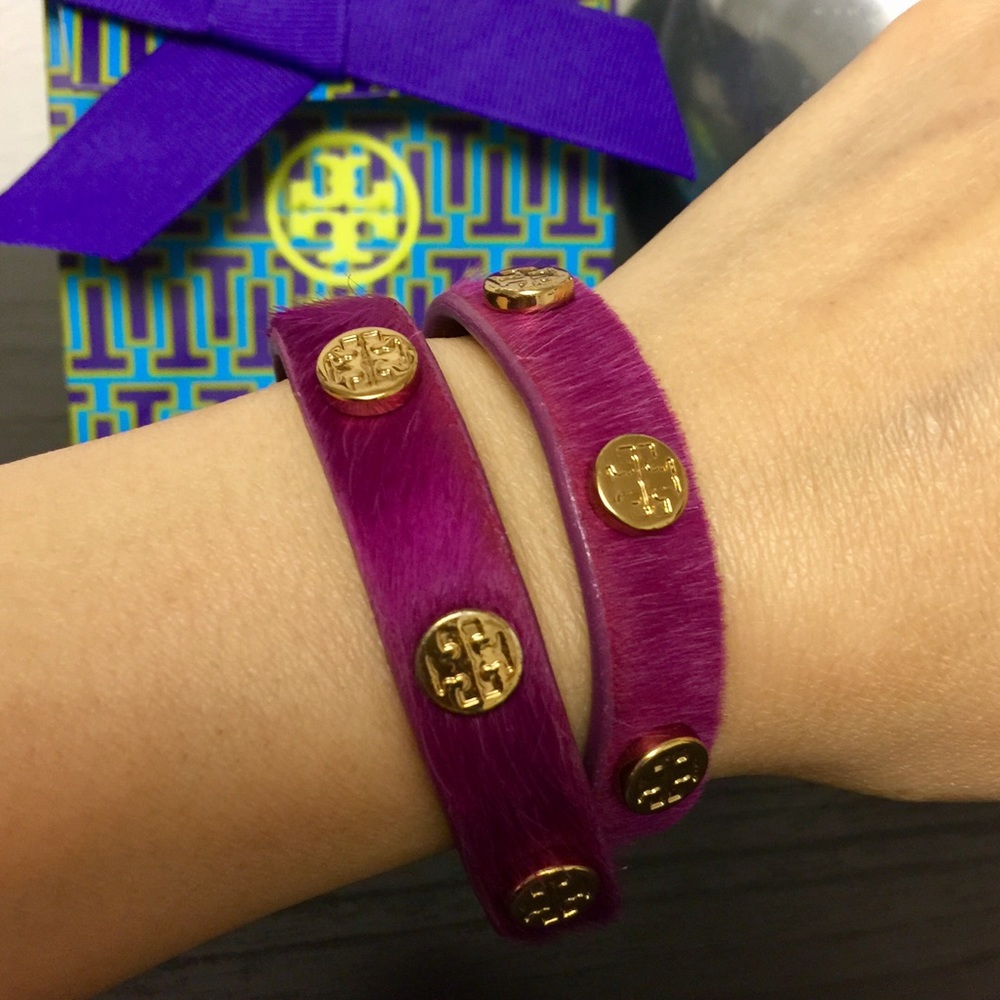 โ๏ธSOLDโ๏ธ Tory Burch Leather Bracelet Choker - Picture 3 of 8