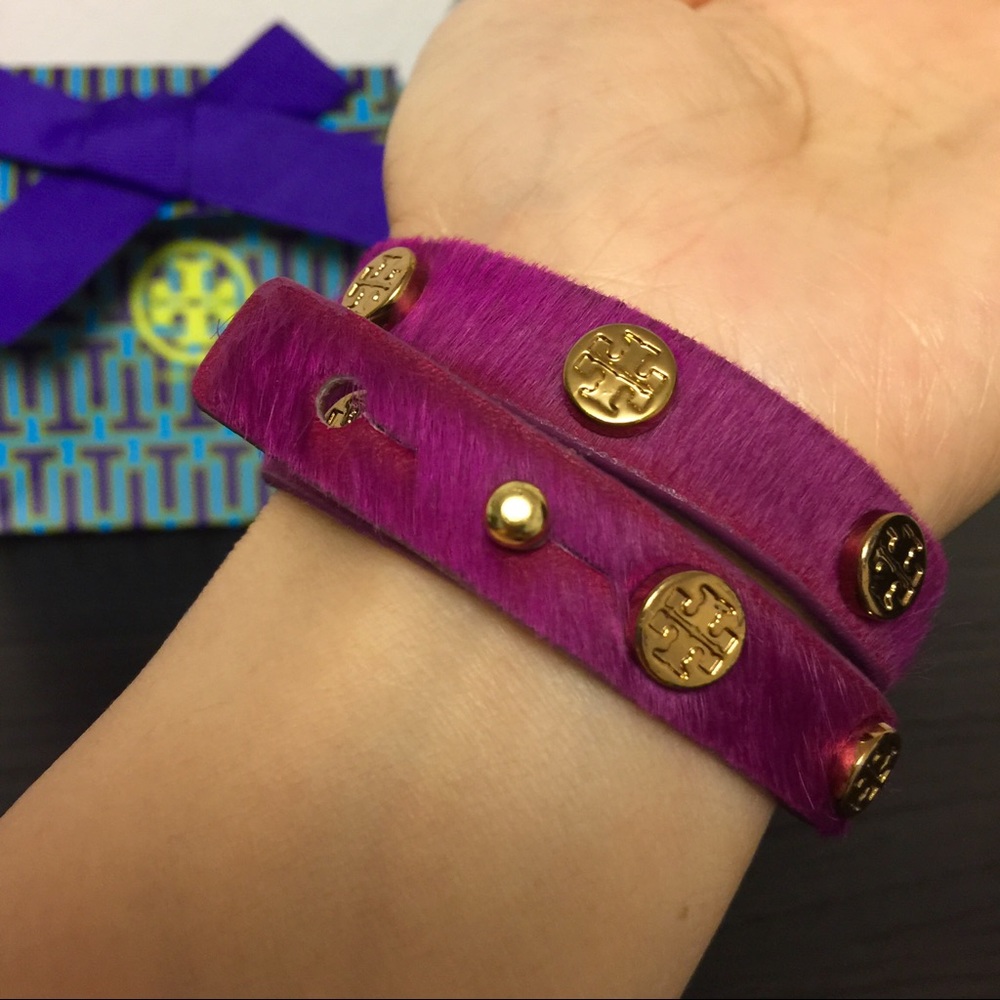 โ๏ธSOLDโ๏ธ Tory Burch Leather Bracelet Choker - Picture 4 of 8
