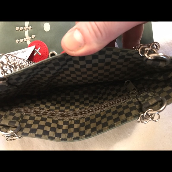 San Rio Hello Kitty Purse w/ Chain Handles. NWT! - Picture 4 of 5