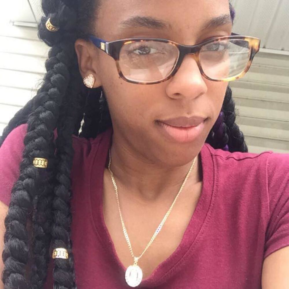 Meet your Posher, Tiny