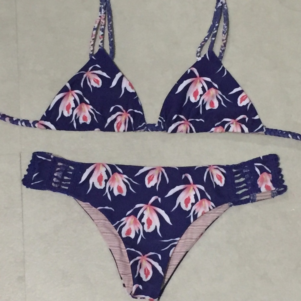 Acacia Blue Island Orchid Set Size P