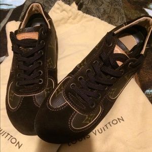 Authentic Louis Vuitton Casual Sneakers