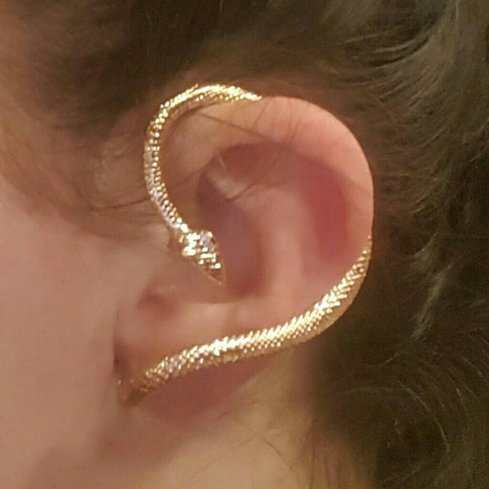 Gold tone Earcuff- pierced