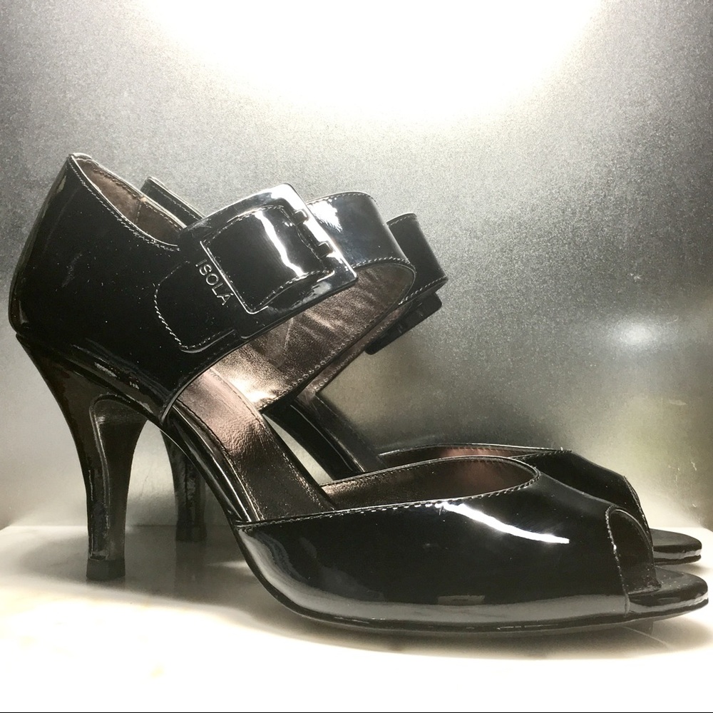 NWOB 🎪 Isola 🎪 Patent Peep Toe Heeled Sandals