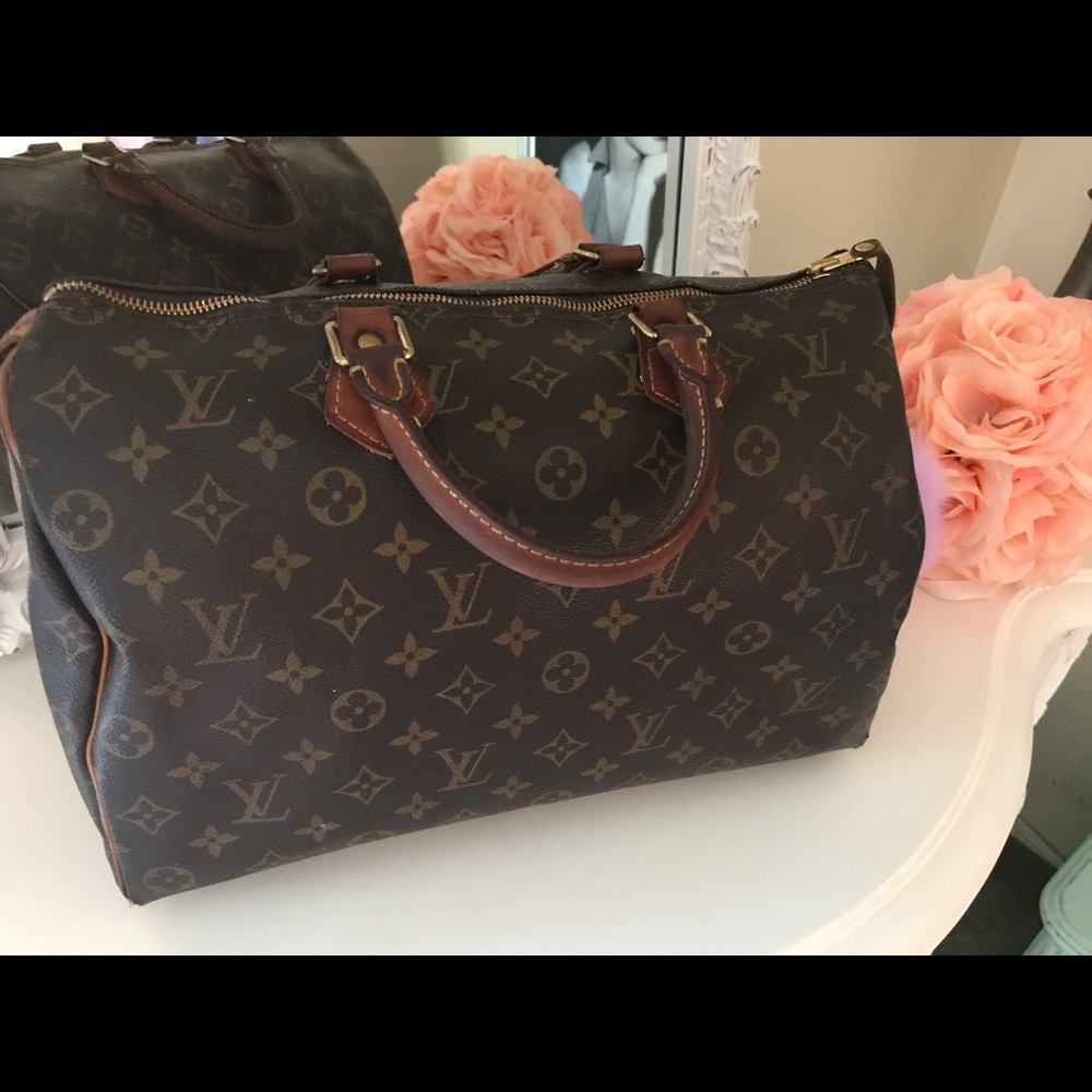 Authentic LV speedy 35