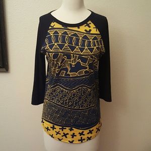 Beautiful Lularoe Randy Shirt