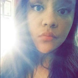 Meet your Posher, Sabrina