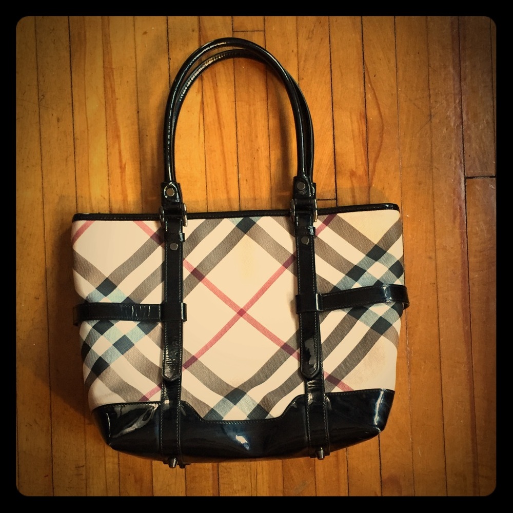 Authentic Burberry Nova Check Bag