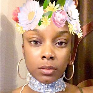 Meet your Posher, Sierra