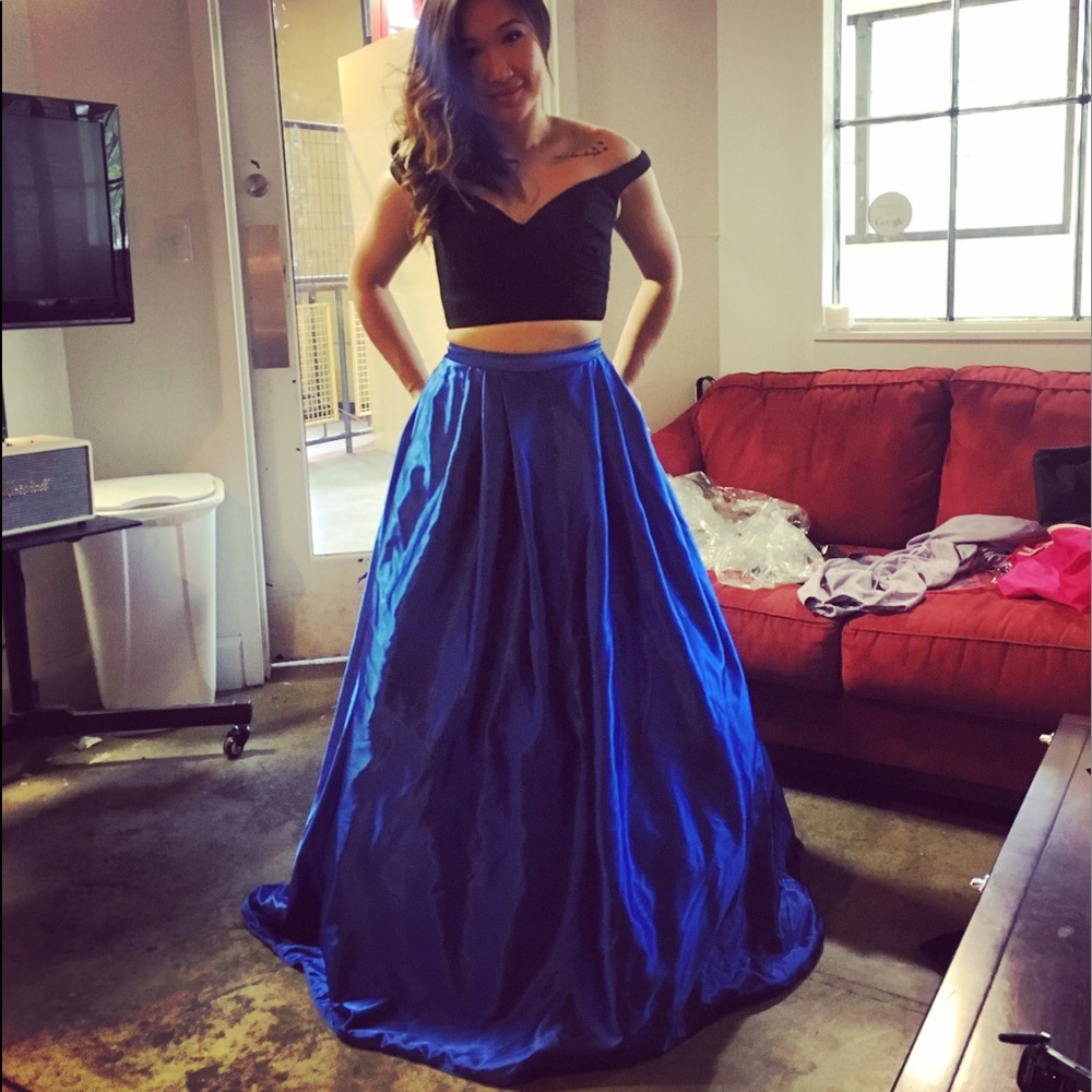 Blue Sherri Hill Two Piece Gown.