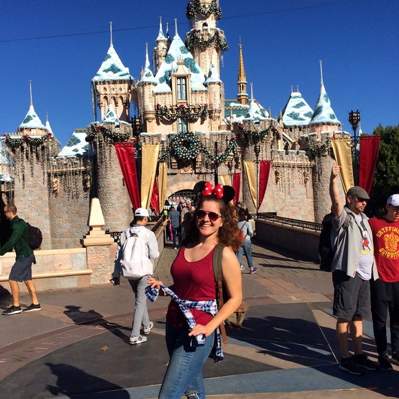 Meet your Posher, Jocelyn - Picture 1 of 1