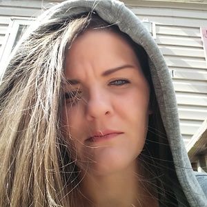 Meet your Posher, Tabitha