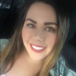 Meet your Posher, Chelsey