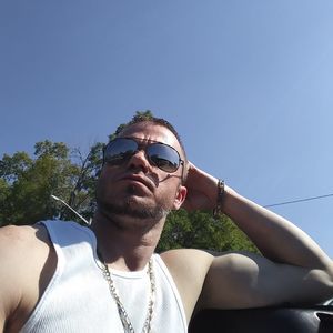 Meet your Posher, Ray