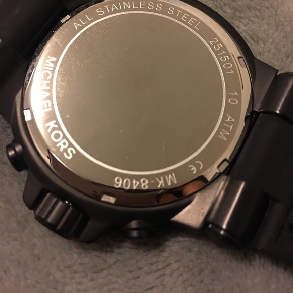 Michael Kors Dial Chronograph Silicone Men's Watch - Picture 5 of 5