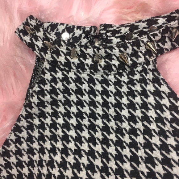 UNIF x Nasty Gal spiked houndstooth crop top - Picture 4 of 4