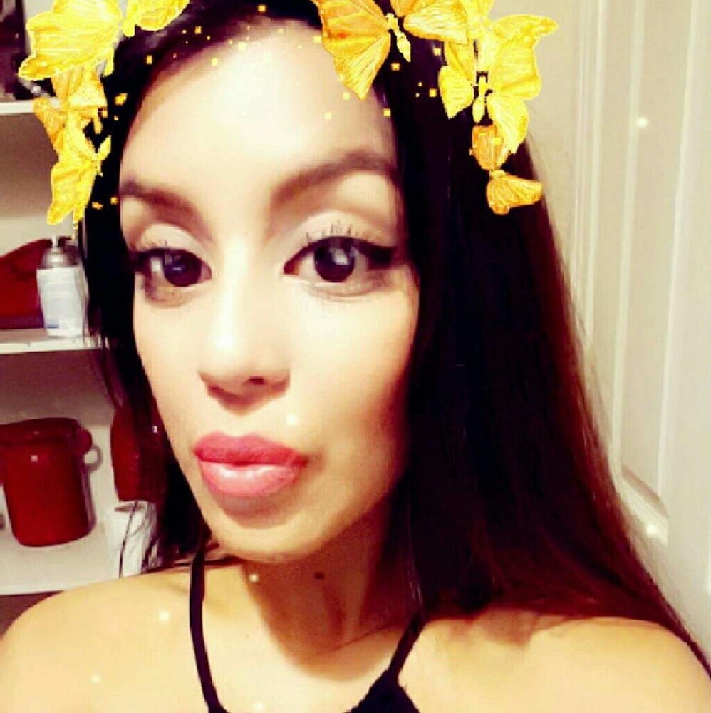 Meet your Posher, Stacey