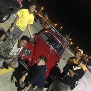 Meet your Posher, Axel