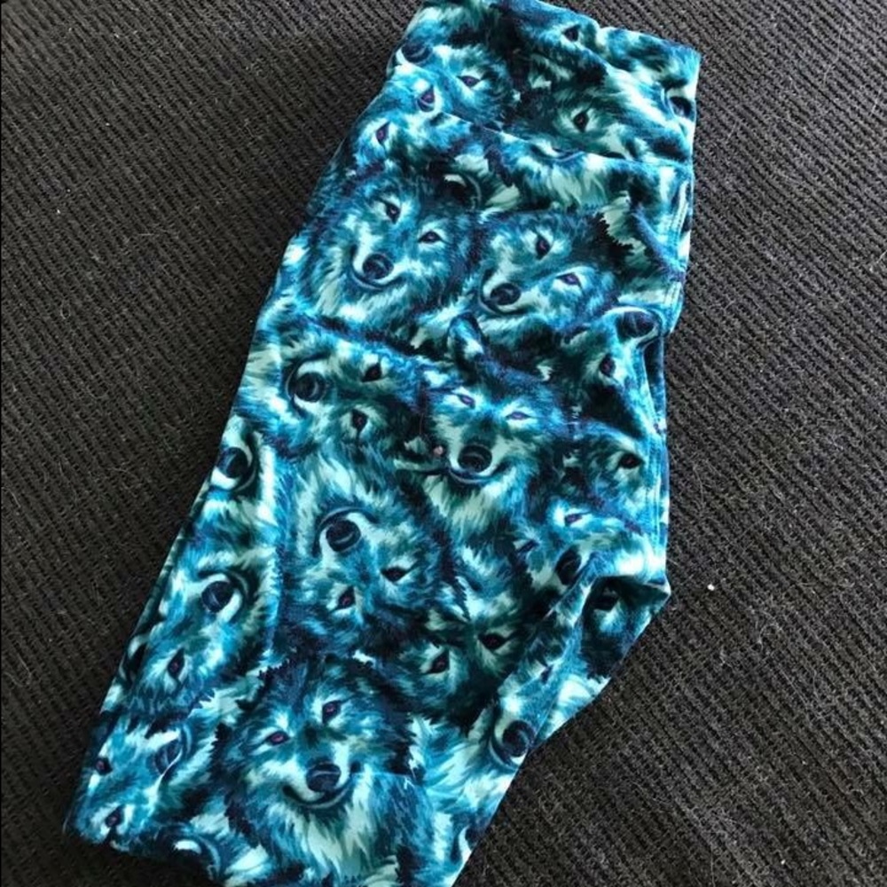 Lularoe wolf legging
