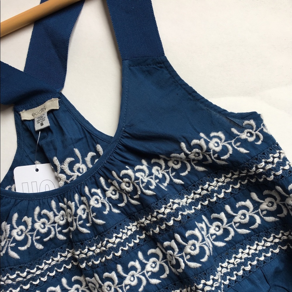 SUMMER CLEARANCE!! BLUE CRISS CROSS CROP TOP - Picture 3 of 6