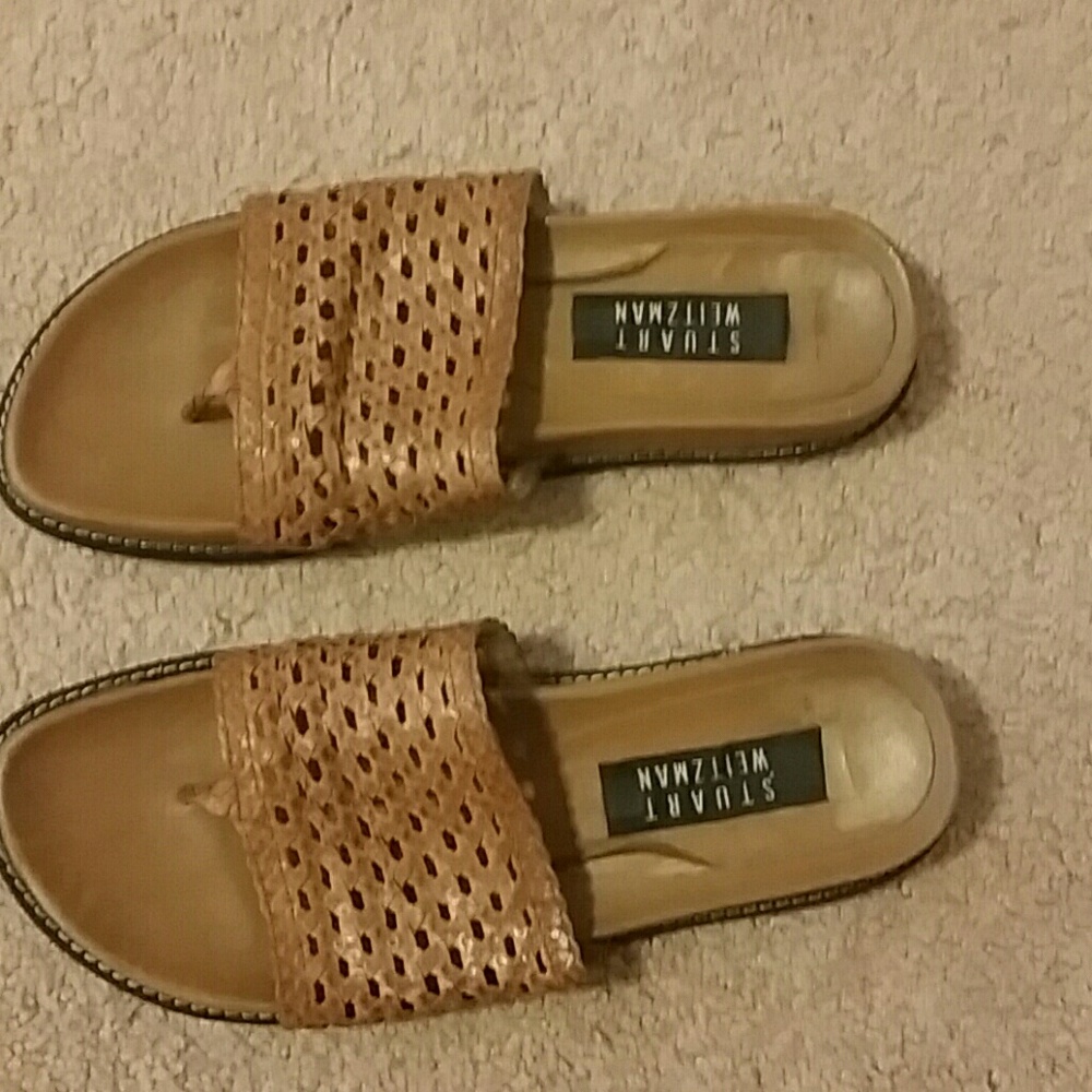 Sandals - Picture 2 of 4