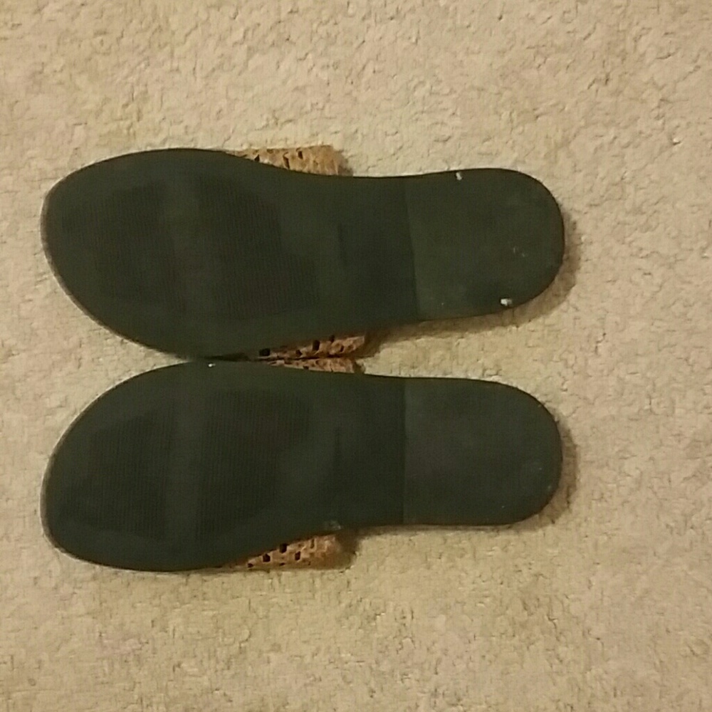 Sandals - Picture 3 of 4
