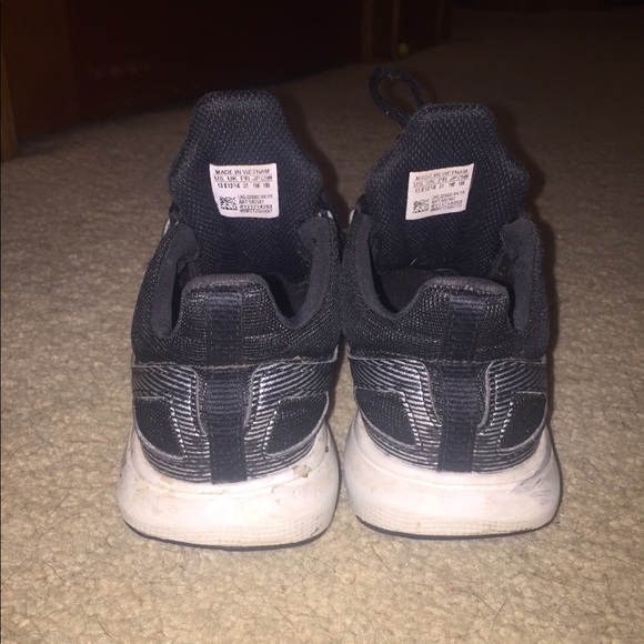 Youth size 13 black and silver Adidas - Picture 2 of 3