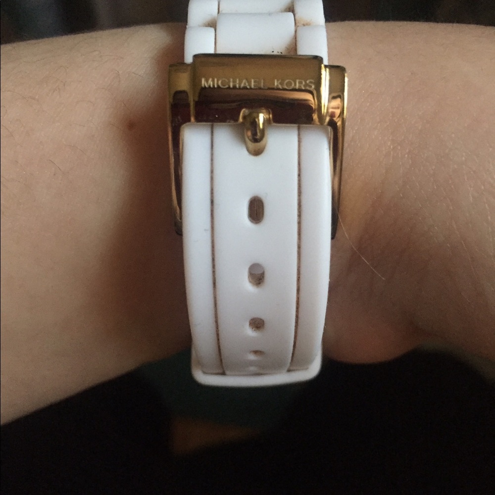 Michale Kors White and Gold Watch - Picture 3 of 5