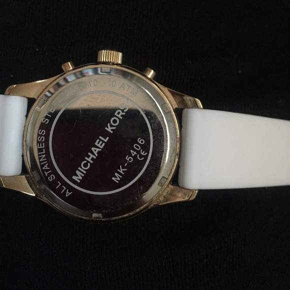 Michale Kors White and Gold Watch - Picture 4 of 5
