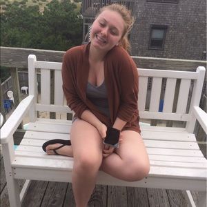 Meet your Posher, Hannah